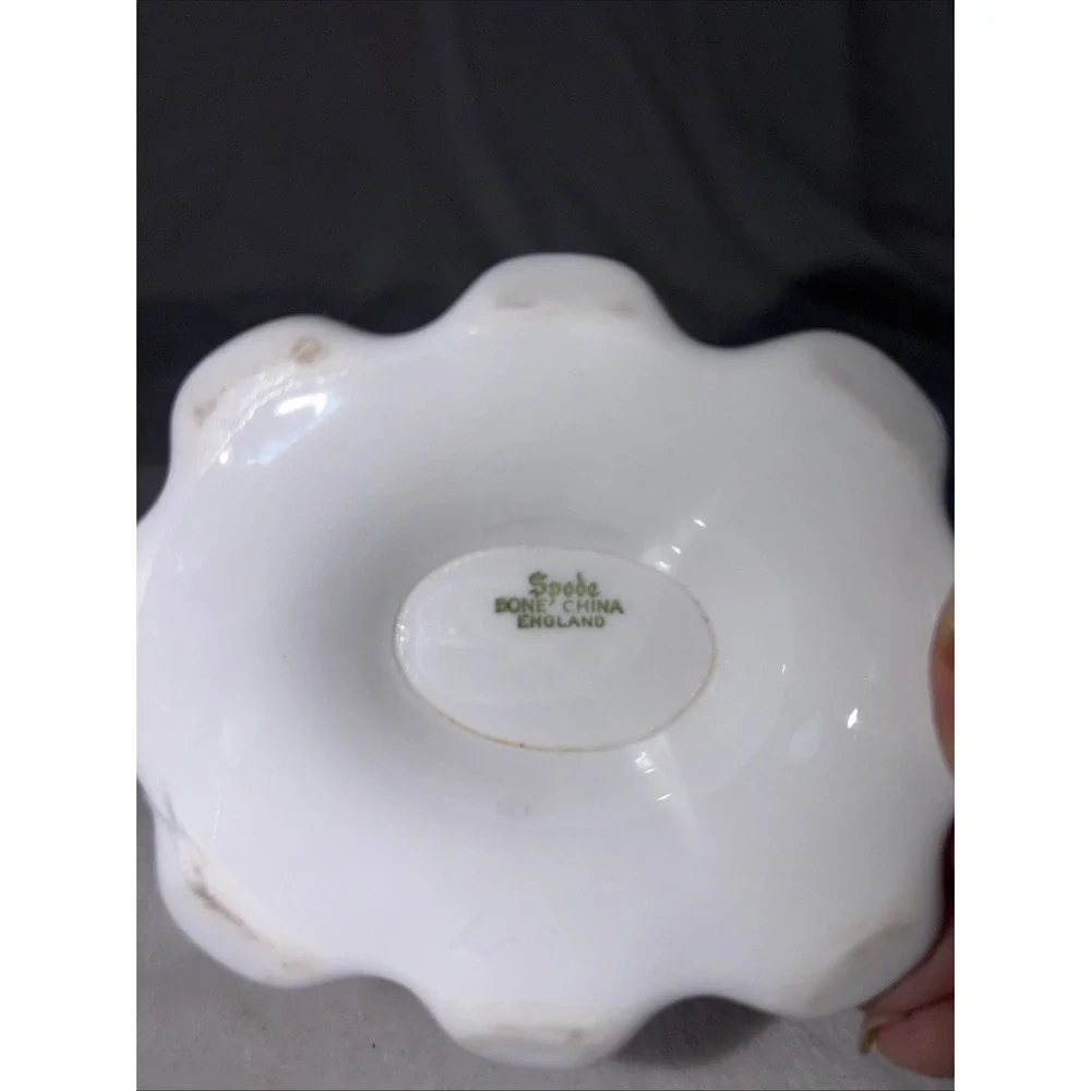Vintage Spode bone china gravy boat Made‎ in England Savoy White Shabby Chic EVC